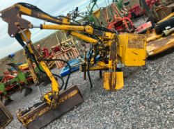 BOMFORD HEDGE CUTTER