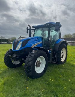 2018 NEW HOLLAND T6.145 TRACTOR – 8,067 HOURS
