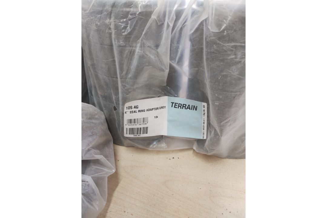 TERRAIN 109.4 4" SEAL RING ADAPTOR GREY - JOBLOT OF 28 NEW - Image 4 of 6