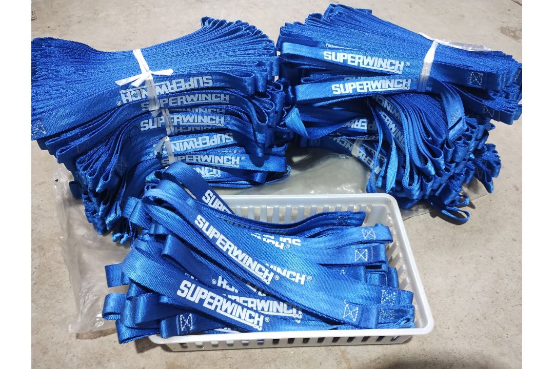 JOBLOT OF 450 - SUPERWINCH ELECTRIC BLUE GRAB STRAP - BRANDED - 265 L OVERALL - Image 1 of 7