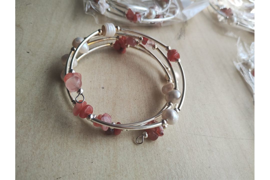 CARNELIAN + PEARL GEMSTONE CRYSTAL WRAP AROUND BANGLES SS - ORIGINAL PACKAGING - JOBLOT OF 7 - Image 5 of 5