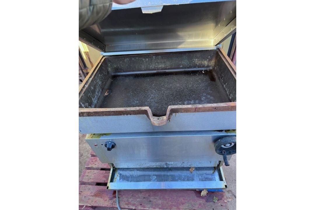 FALCON CATERING EQUIPMENT E2994 - Image 3 of 3