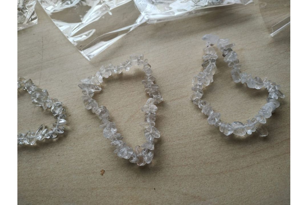 CLEAR QUARTZ SMALL CRYSTAL CHIP BRACELET JOBLOT OF 39 - BRAND NEW - Image 2 of 2