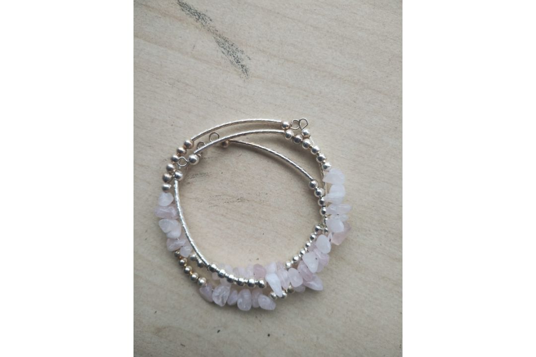 ROSE QUARTZ - GEMSTONE CRYSTAL CHIP - TRIPLE BRACELETS - STAINLESS STEEL - - JOBLOT OF 13 - Image 3 of 4