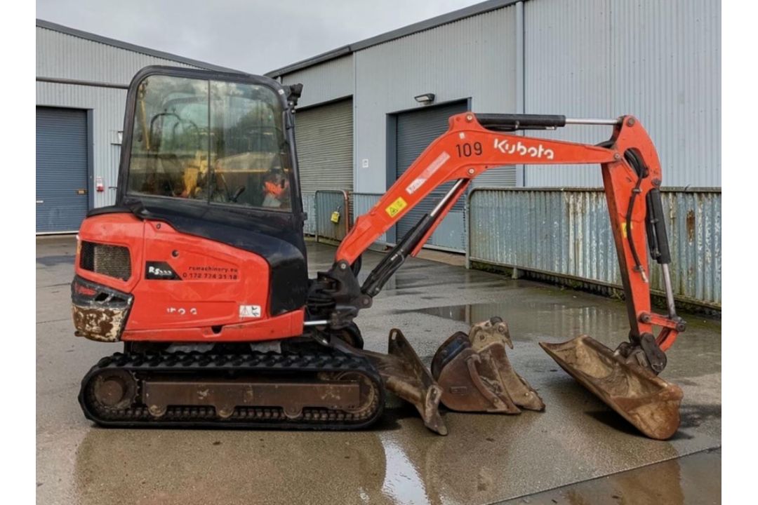 2020 KUBOTA KX027-4 2.7 TONNE MINI EXCAVATOR - Image 1 of 16
