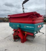 SULKY FERTILISER SPREADER X36