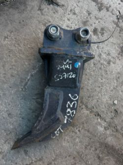 MINI DIGGER RIPPER TOOTH 0.8–1.2 TON 25MM PINS