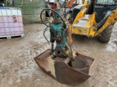 500MM HYDRAULIC CLAMSHELL BUCKET GRAB