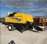NEW HOLLAND BALER BB9060