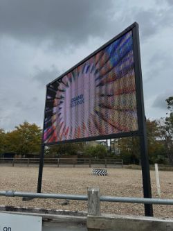 LIVE MEDIA & DIGITAL ADVERTISING AUCTION – MEDIA VANS, OUTDOOR BILLBOARDS & COMMERCIAL DISPLAY SCREENS- For Trade Buyers - Ends 17th Sep 11am