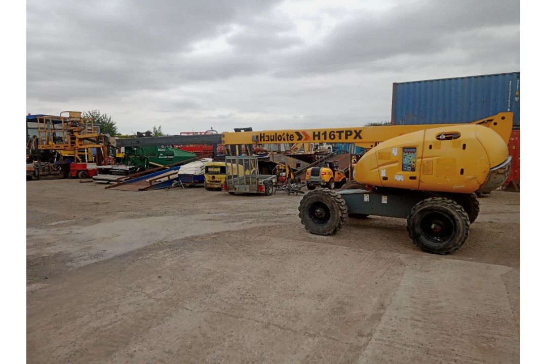 2012 HAULOTTE H16TPX CHERRY PICKER ACCESS PLATFORM - Image 11 of 12