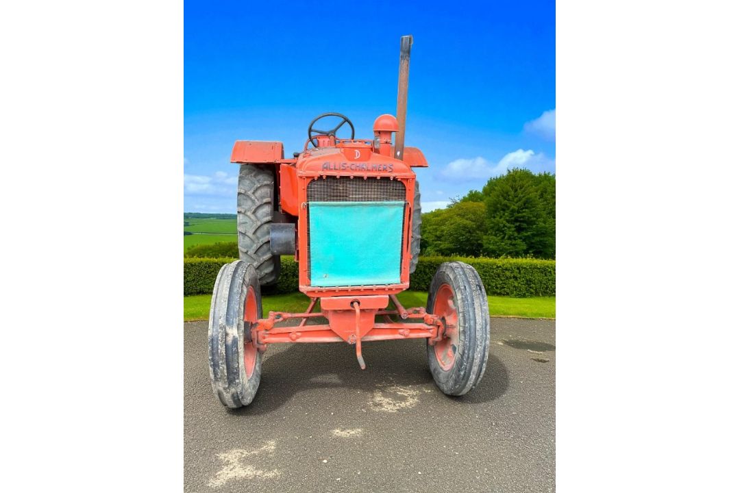 ALLIS CHALMERS U TRACTOR – TIDY - Image 4 of 6