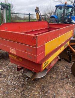 KRM ELITE DZ FERTILISER SPREADER