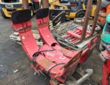 2008 BOLZONI AR-30RJ0-13E PAPER ROLL CLAMP