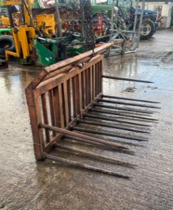 BUCKRAKE ATTACHMENT