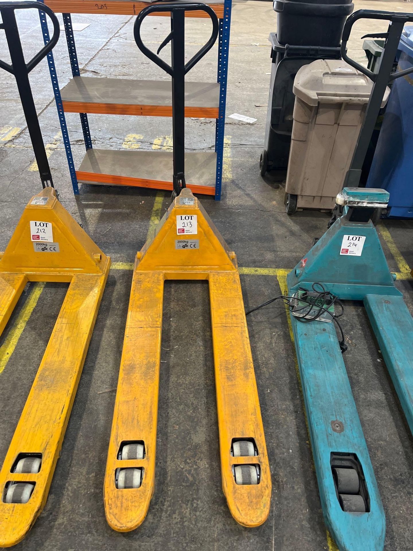 2000kg manual pallet truck