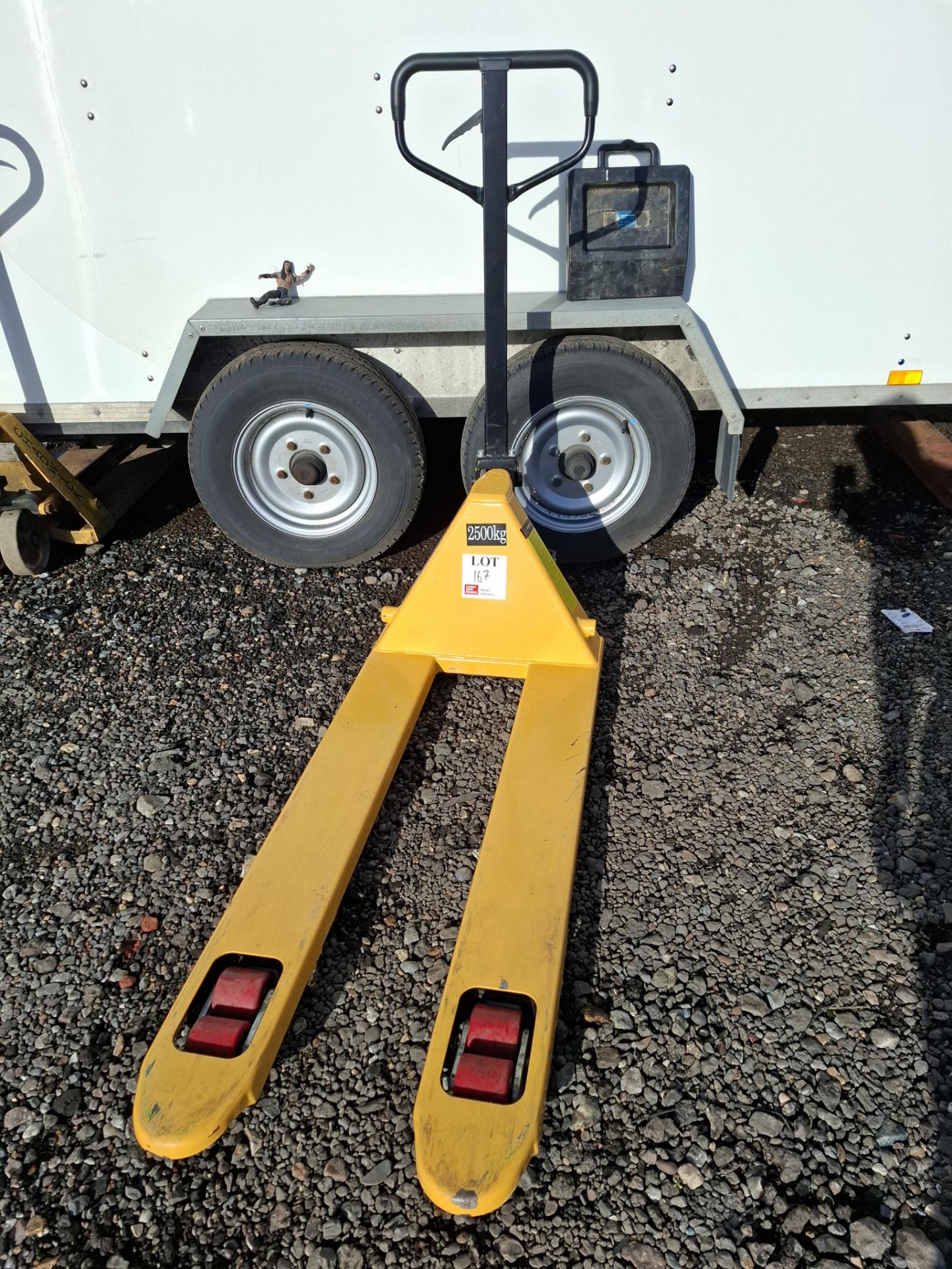 2500kg manual pallet truck