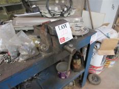 Parmao No.5 bench top mounted vice Please note; This LOT is located at Roadform House, Milber