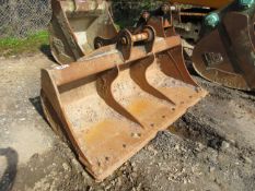 Rhinox 12B72-BB-PN excavator bucker Pin diameter: 60mm Pin gap: 260mm Pin center: 440mm LOLER: