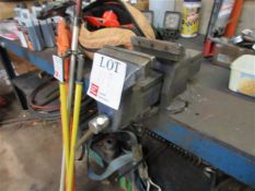 SP bench top mounted vice Please note; This LOT is located at Roadform House, Milber Trading Est,
