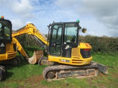 JCB 86C-2 8.6-tonne conventional tail swing midi excavator SN: JCB8ADA1EM2736400 Hours: C. 4212.3