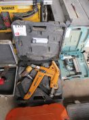Bostitch MFN-201 manual hardwood flooring nailer Please note; This LOT is located at Roadform House,