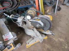 Dewalt DW717XPS 110v 10-inch (250mm) double-bevel sliding compound mitre saw Please note; This LOT