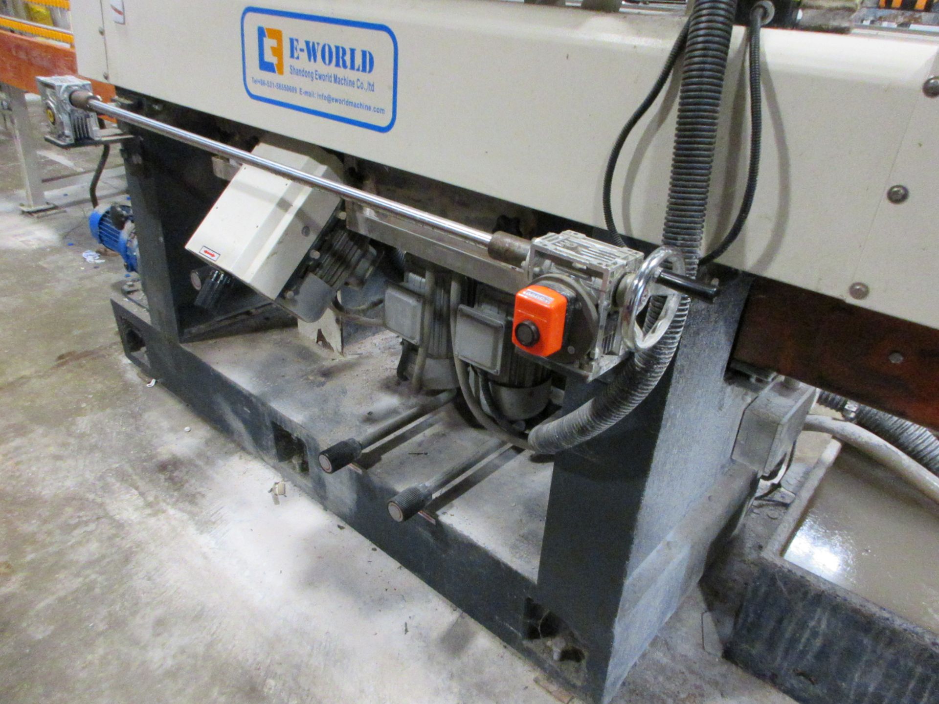 Shandong E World Machine Co E-LD 4325 glass straight edge grinding machine, power lamp, overload - Image 3 of 7