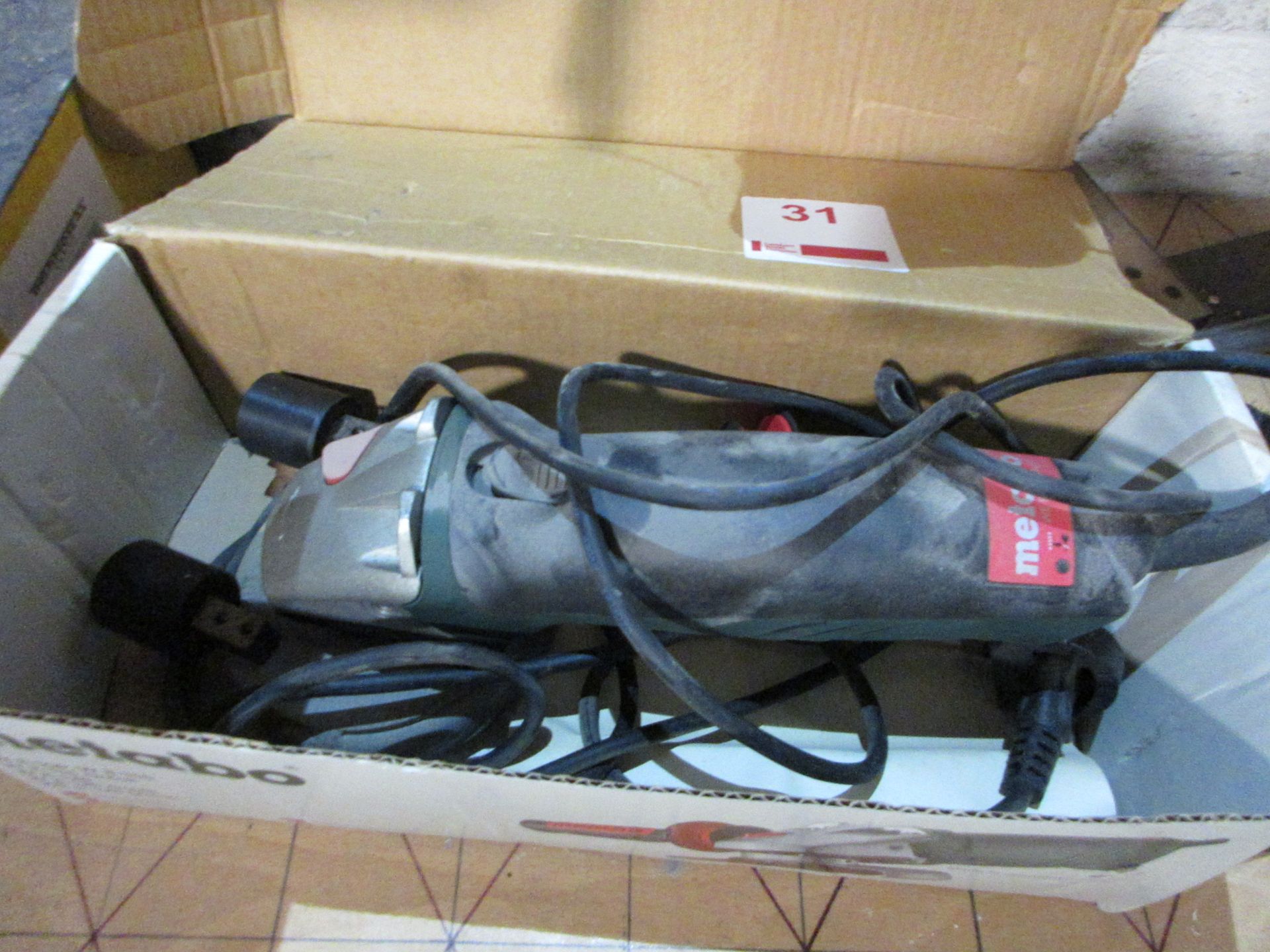 Metabo WE9-125 angle grinder, 240v