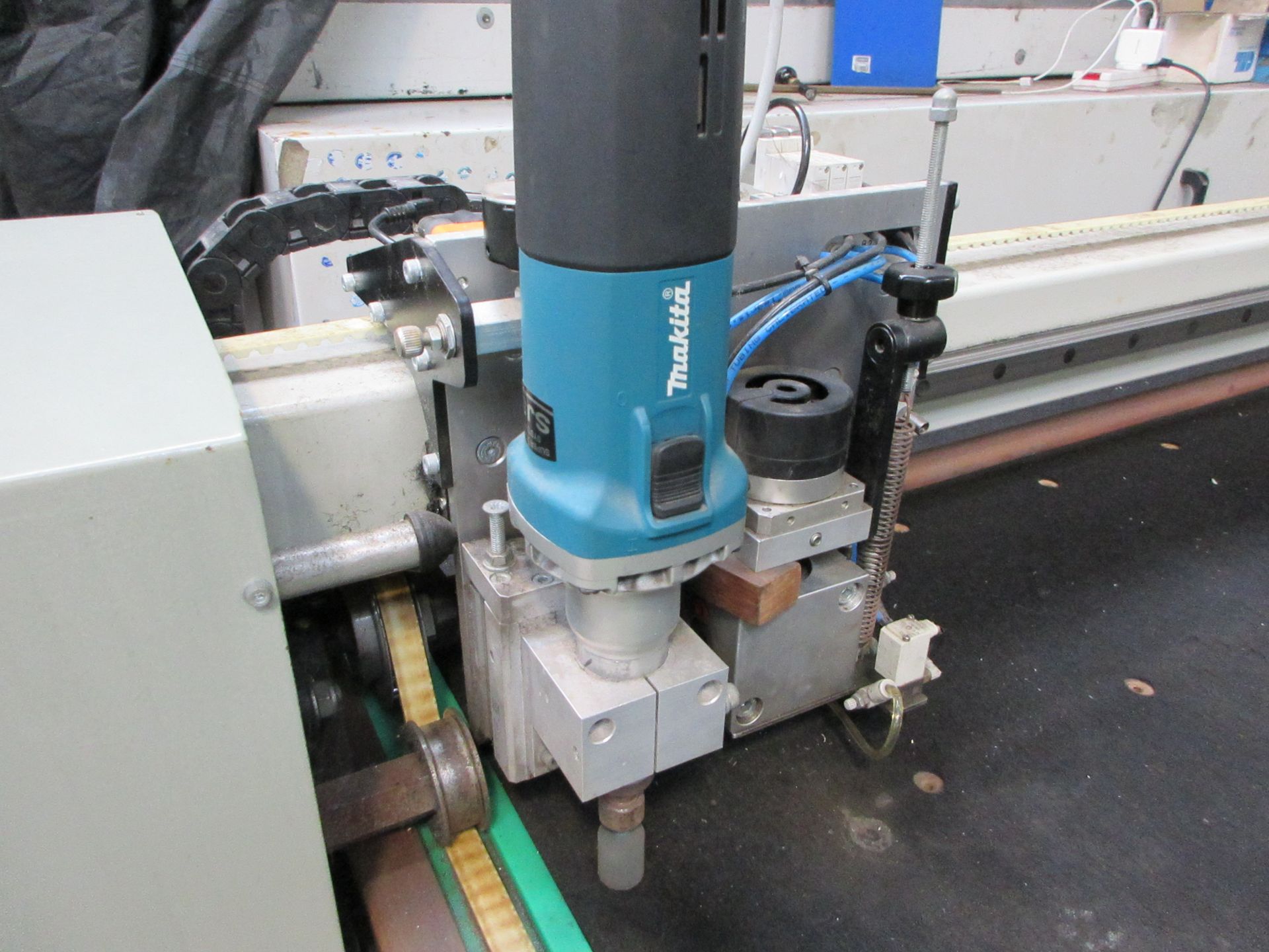 MTL CNC Cougar XY ED Glass cutting table, serial no. MTLCOUED118R, & bench, with Makita SRS glass - Image 3 of 7