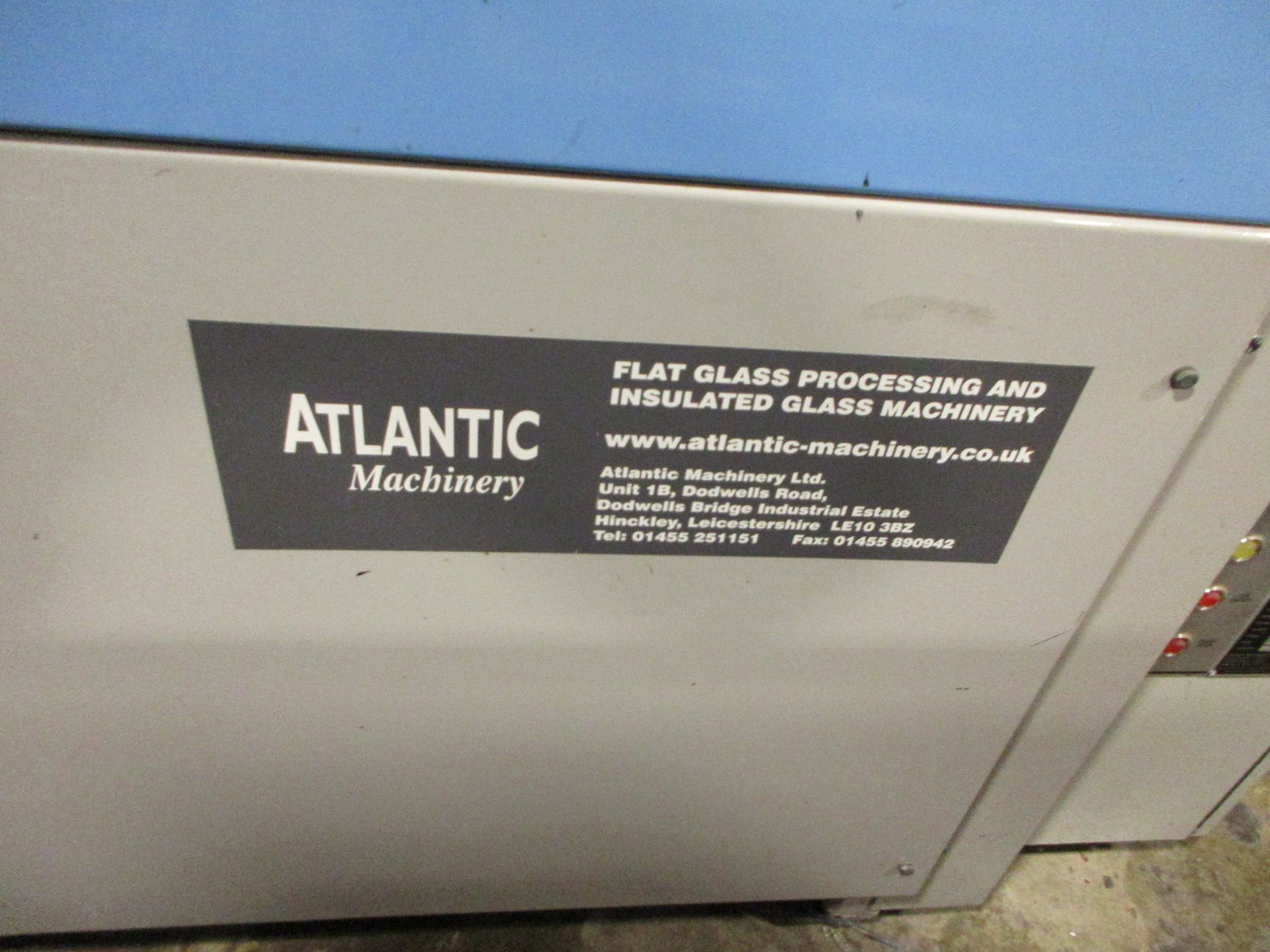 Atlantic Machinery Atlantic 6 pass through glass washer type 068, serial no. 3660 (2012) with 1950 x - Image 3 of 9