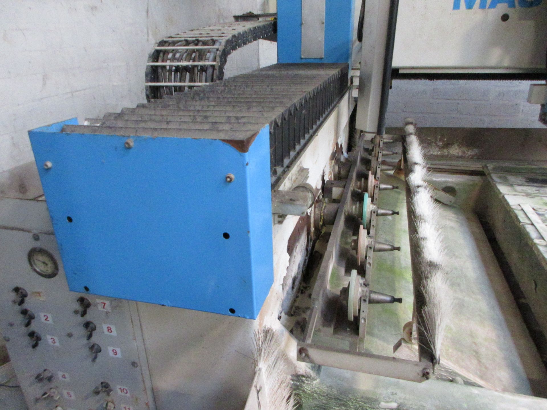 Intermec Biesse glass & stone Master Groove 1500 CNC bridge type stone and glass cutting machine - Image 4 of 9