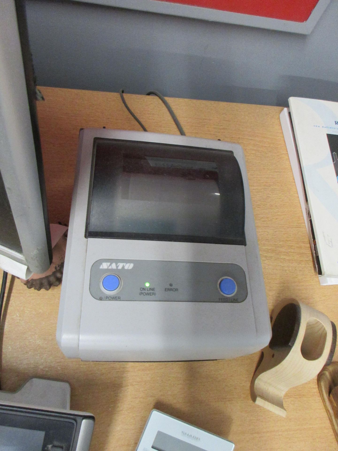 HP Core i5 desk top computer, 2 x flat screen monitors, keyboard, mouse & SATO label printer - Image 2 of 3