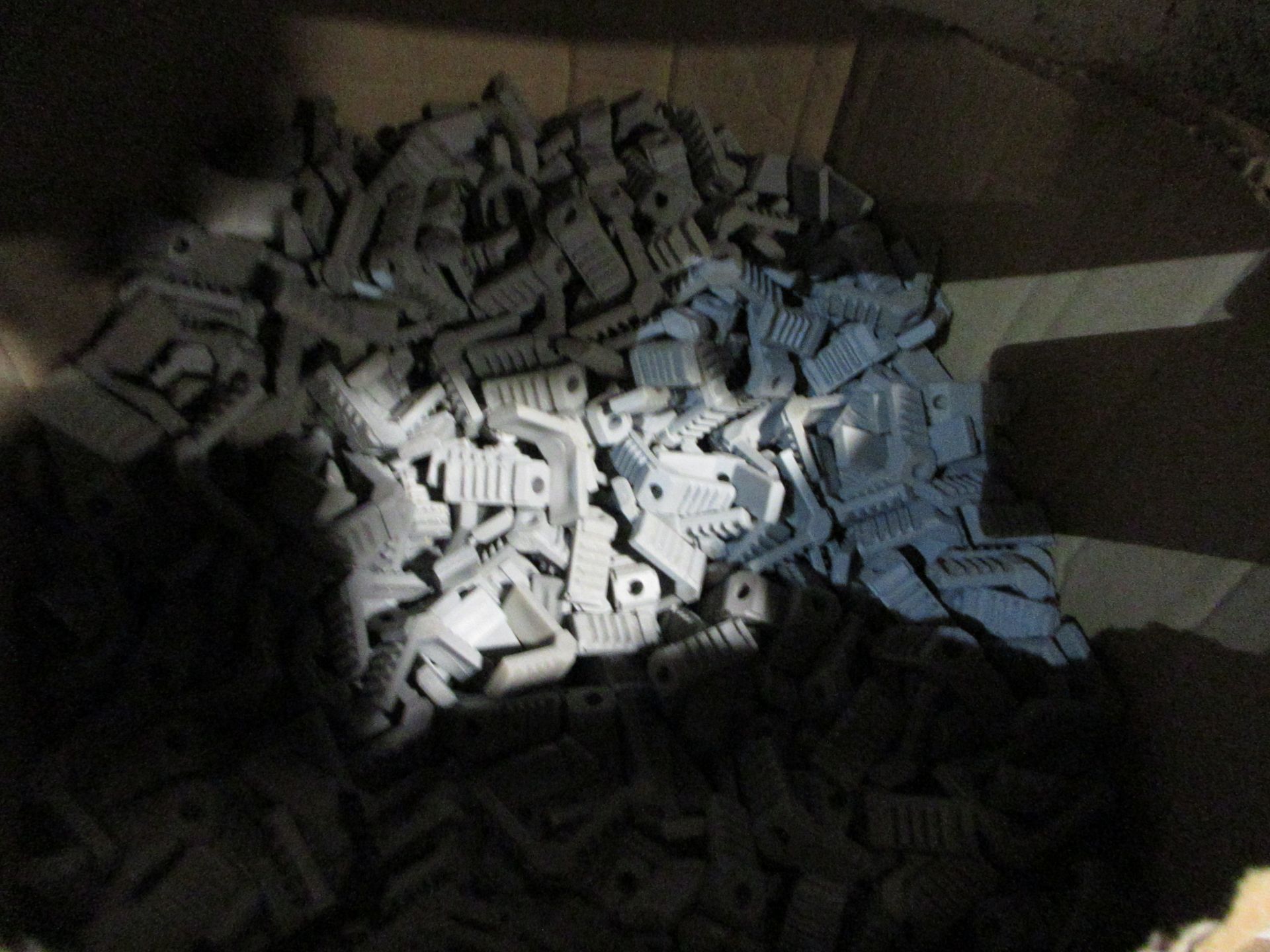 Quantity of consumable stock including aluminium struts, spacers, joiners, flex keys, thermo - Image 7 of 20