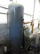 Vertical air receiver, PS 11.0 bar PoWRA: A ‘point of work’ risk assessment must be completed,
