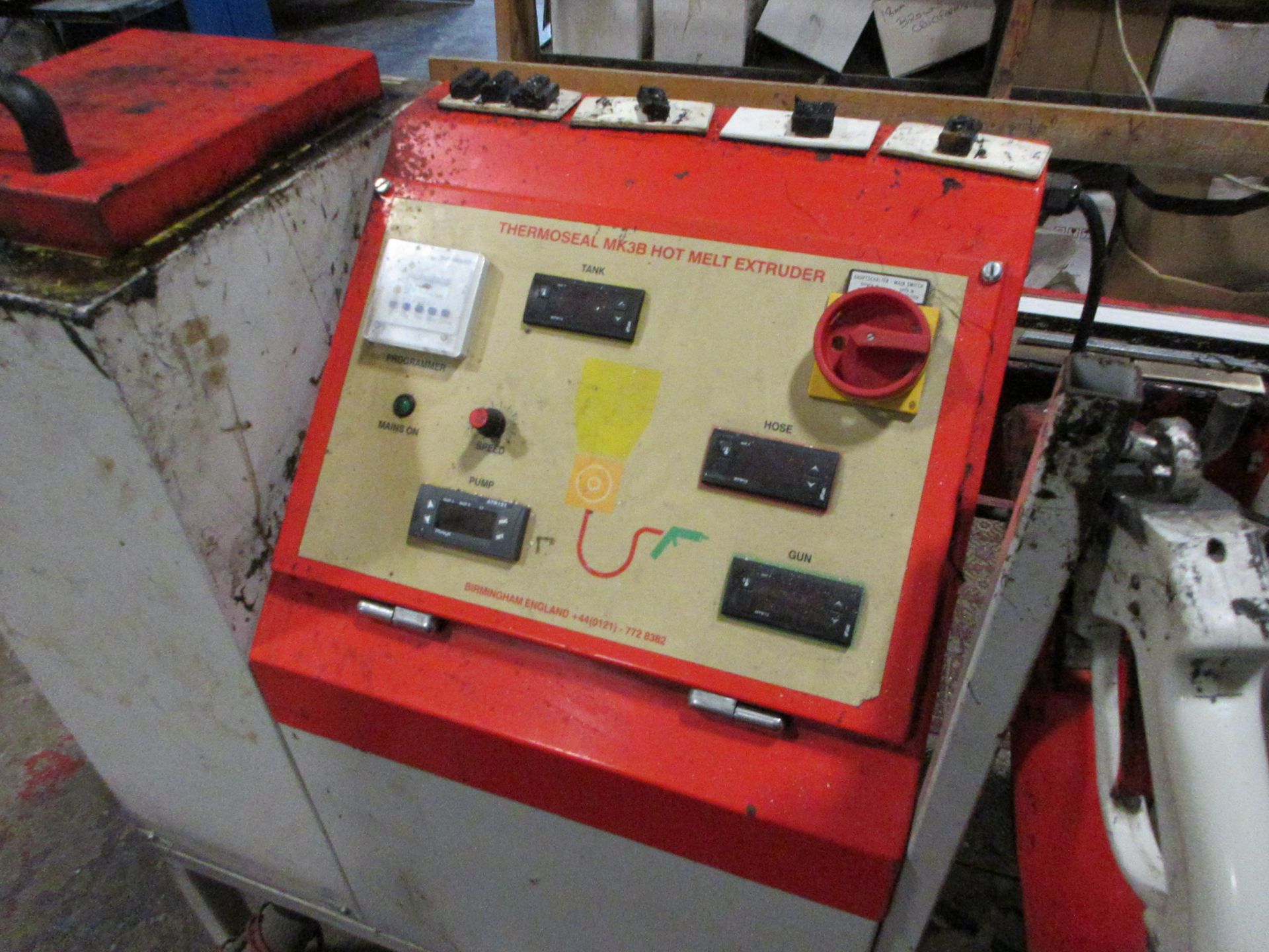 Thermoseal MK313 hot melt extruder, serial no. 31398 (2001) with gun PoWRA: A ‘point of work’ risk - Image 2 of 5