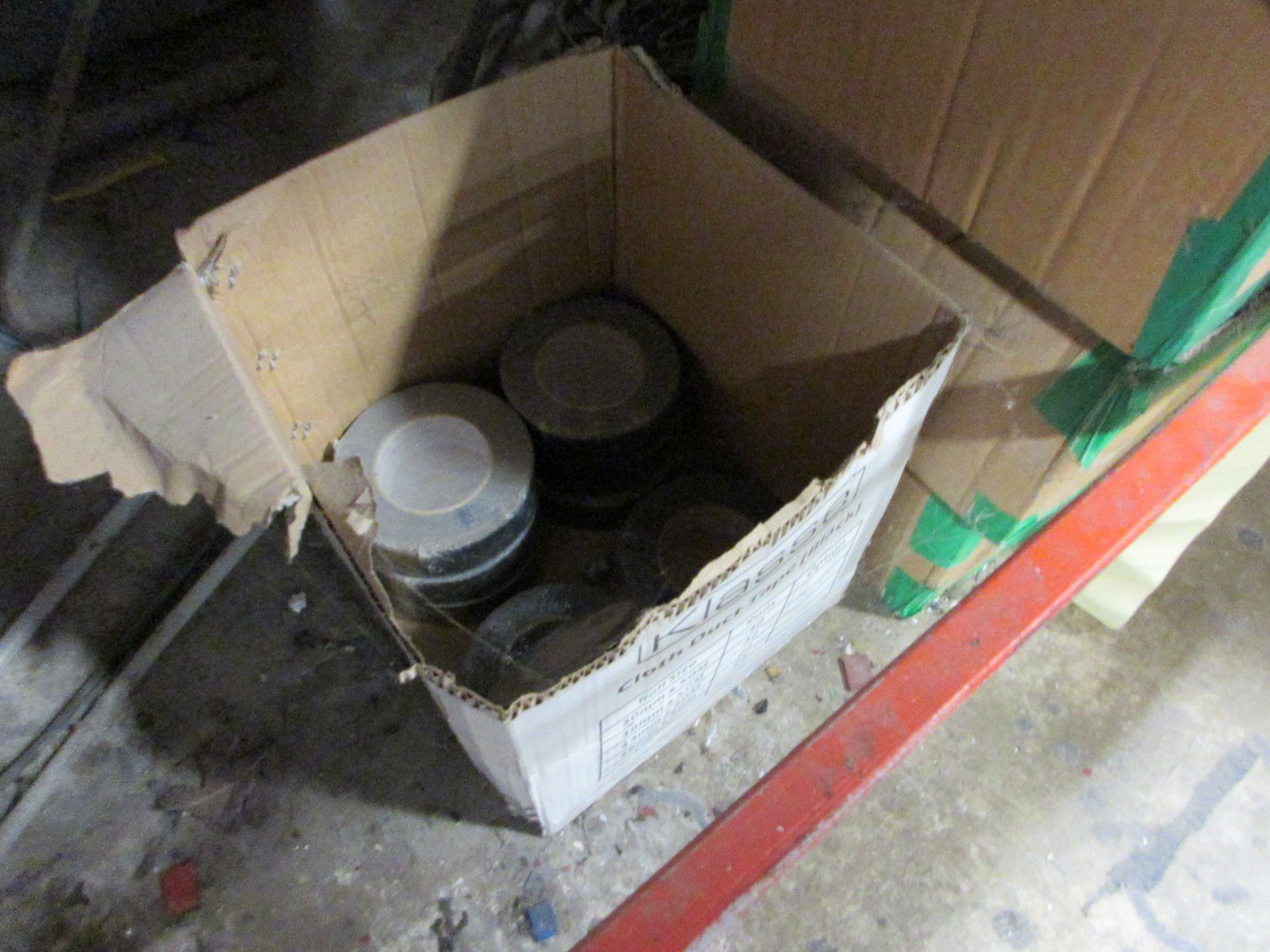 Quantity of consumable stock including aluminium struts, spacers, joiners, flex keys, thermo - Image 13 of 20