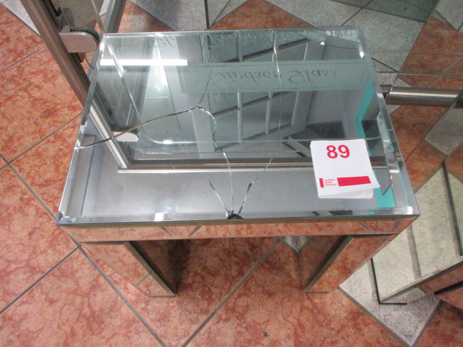 Mirrored 3-drawer unit and side table - both damaged - Image 2 of 4