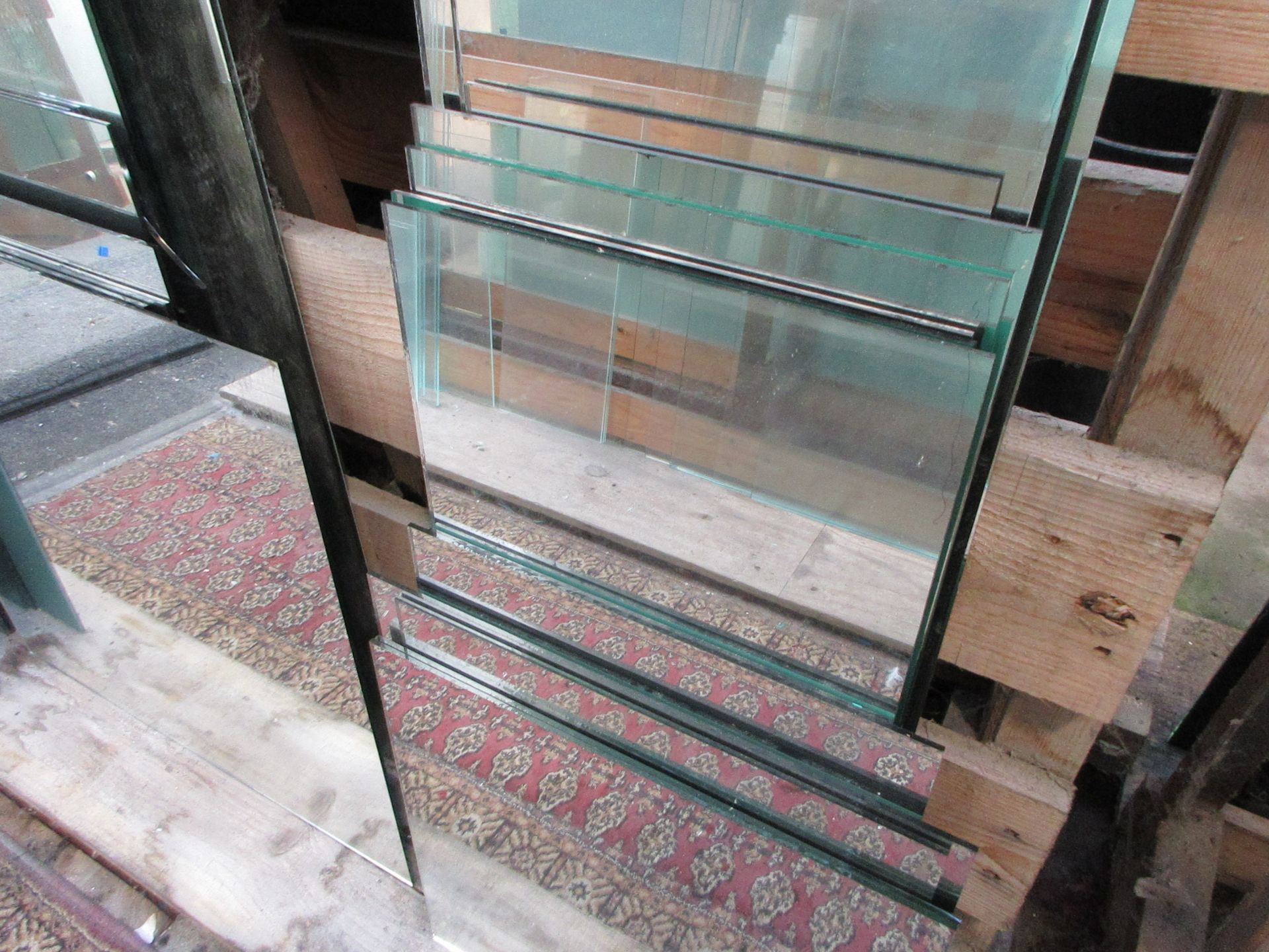 Assorted size and thickness clear and smoked glass, as lotted - Image 2 of 3