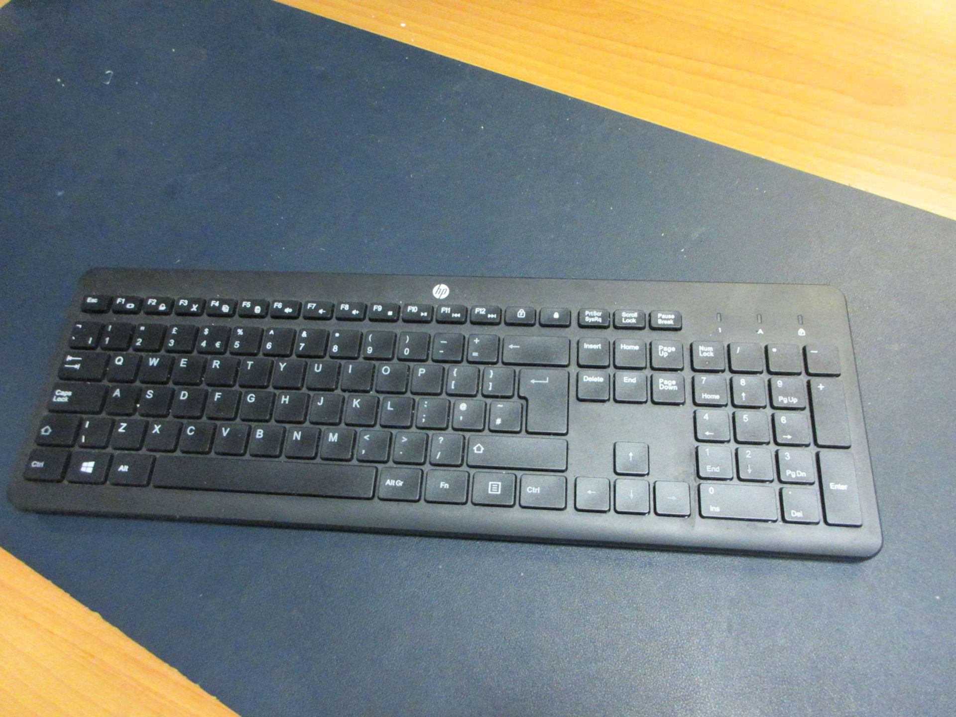 HP elite desk top computer, 2 x noc flat screen monitors, keyboard, mouse - Image 2 of 3