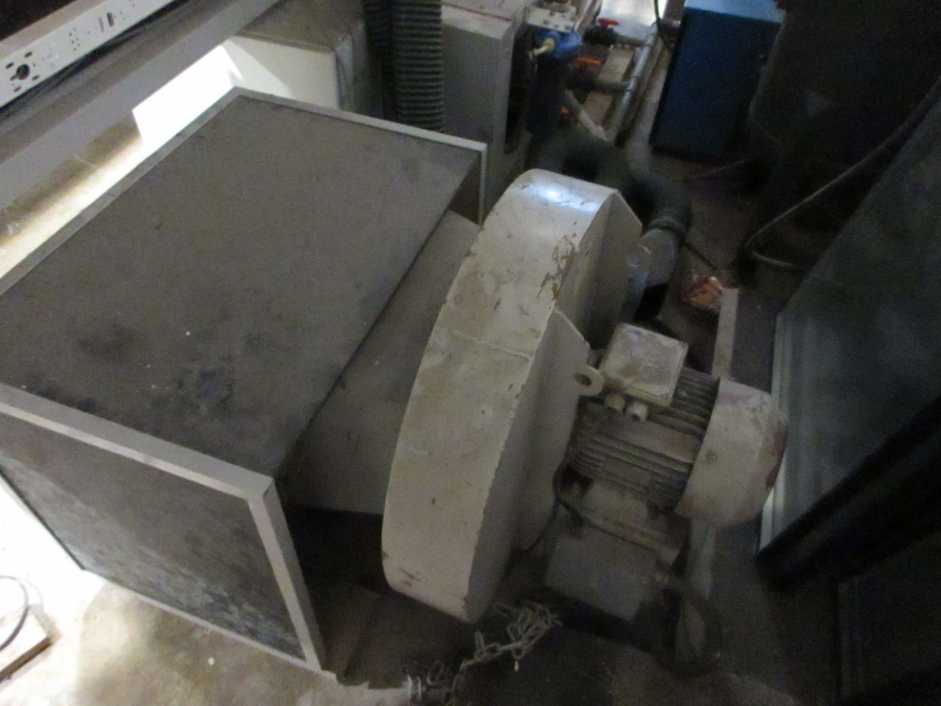 Atlantic Machinery Atlantic 6 pass through glass washer type 068, serial no. 3660 (2012) with 1950 x - Image 8 of 9