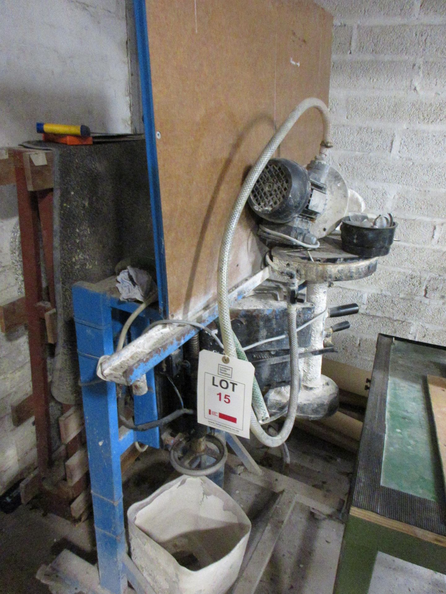 Un-named mobile glass grinding machine PoWRA: A ‘point of work’ risk assessment must be completed,