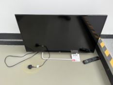 JVC LT40C590 40" television with remote