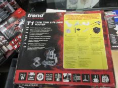Trend TI 710w trim & plunge router, 240v, boxed