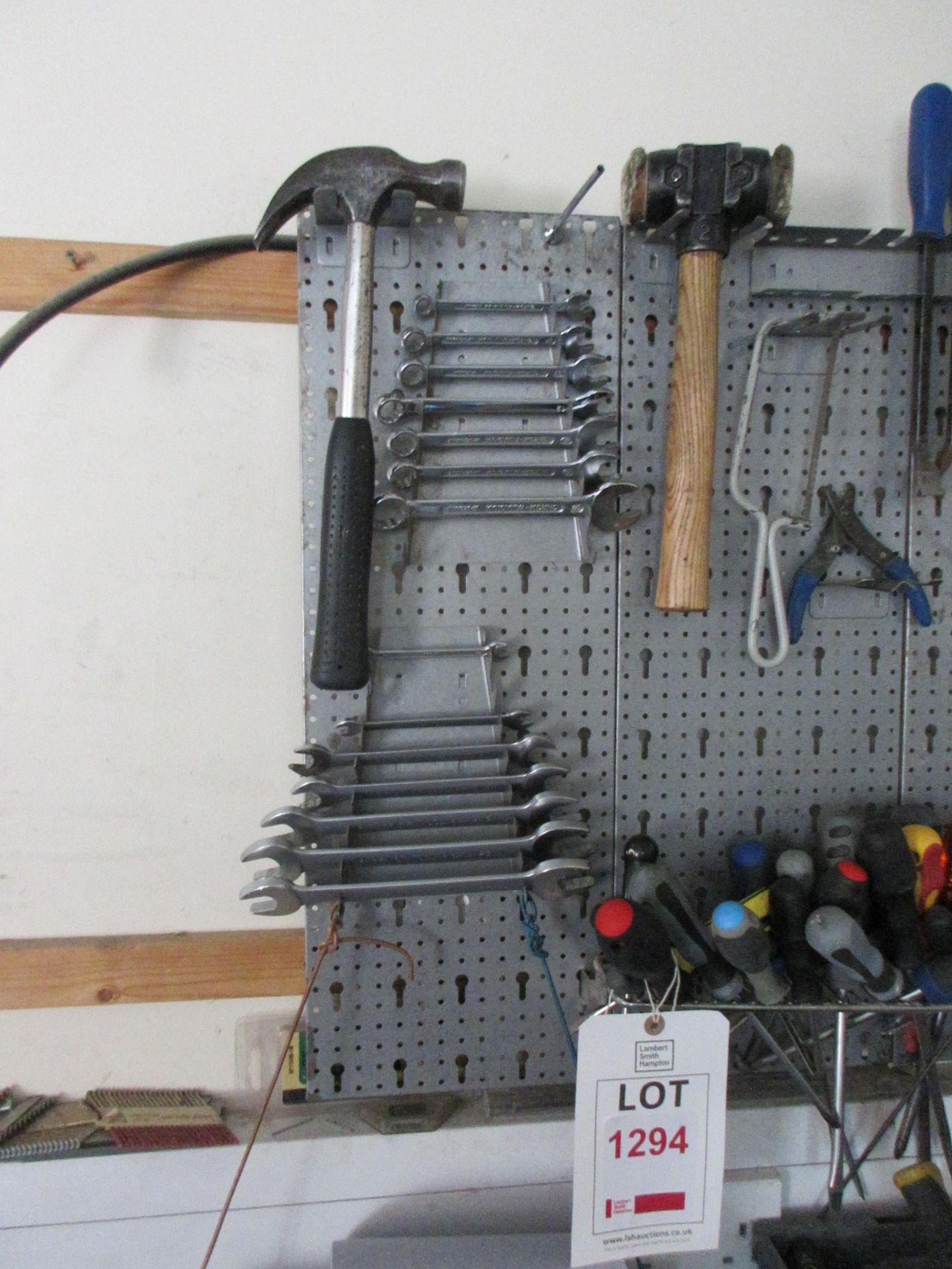 Quantity of assorted hand tools including spanners, screwdrivers, hammers, pliers, sockets, crowbar, - Image 4 of 5