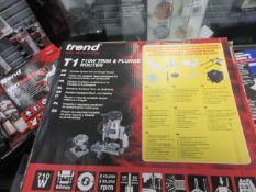 Trend TI 710w trim & plunge router, 240v, boxed