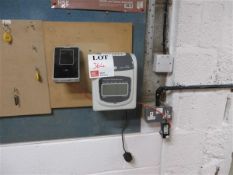 Actin AT-65DA electronic time recorder