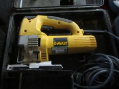 Dewalt DW321 240v corded jigsaw and case