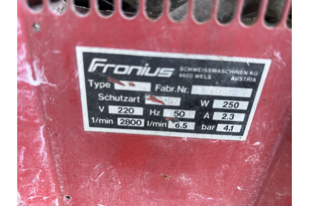 Fronius TPS Super 500 Water cooled 3 Phase welder - Image 7 of 11