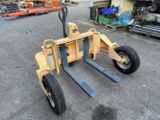 Offroad pallet truck - capacity 1200kg